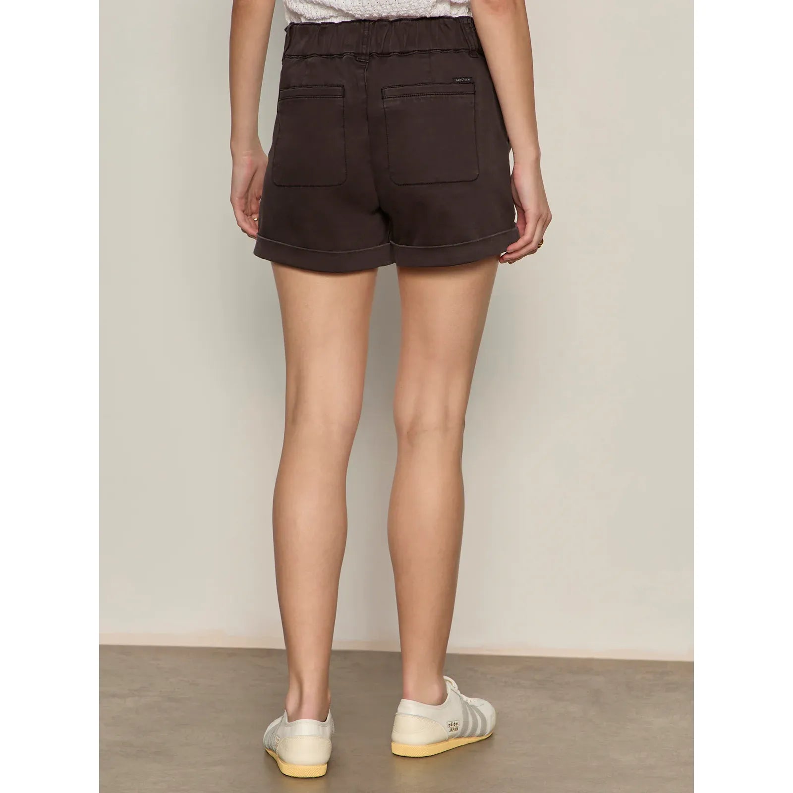 Wander On Short