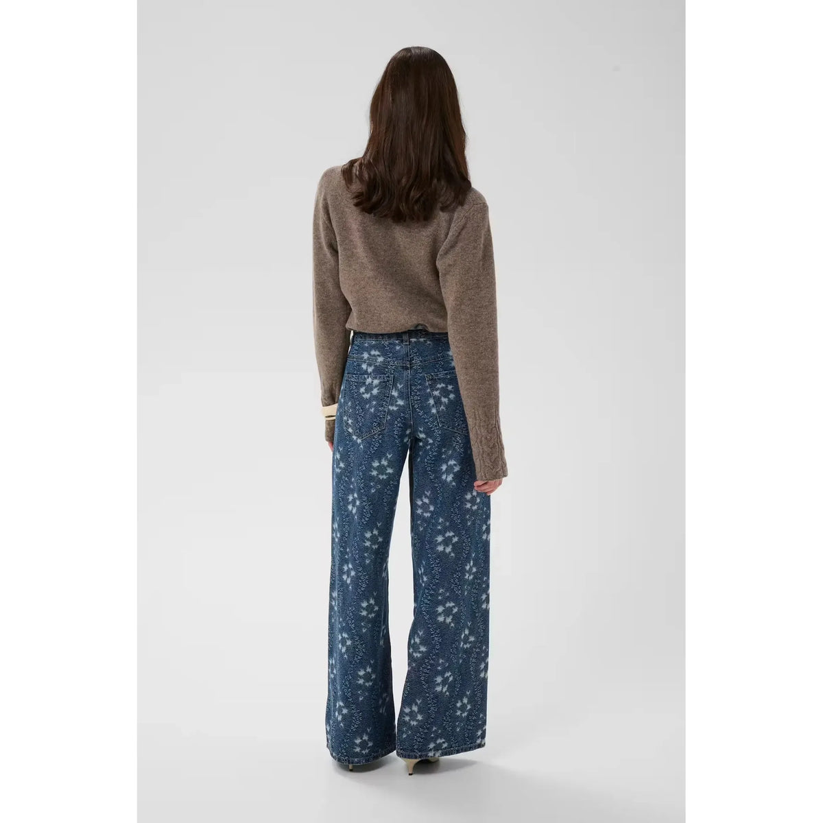 Cujilly Wide-Leg Jeans