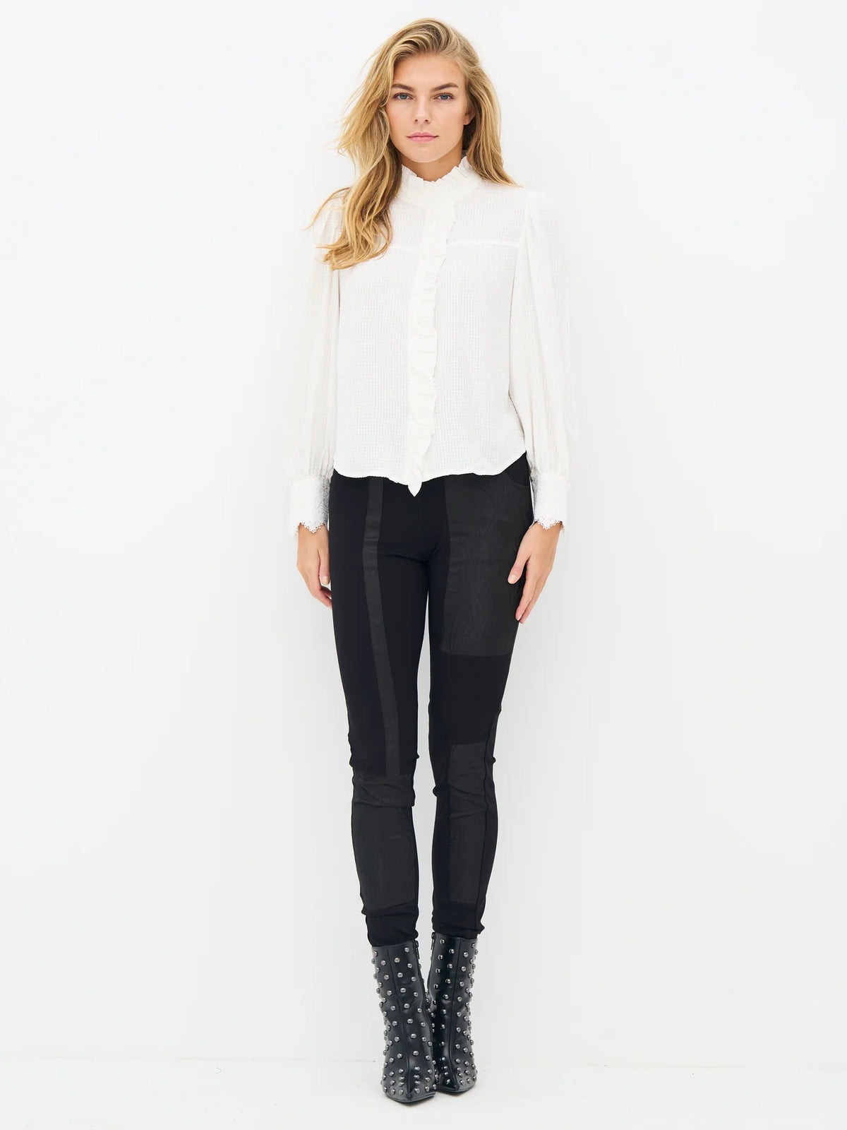 Eilaura Blouse