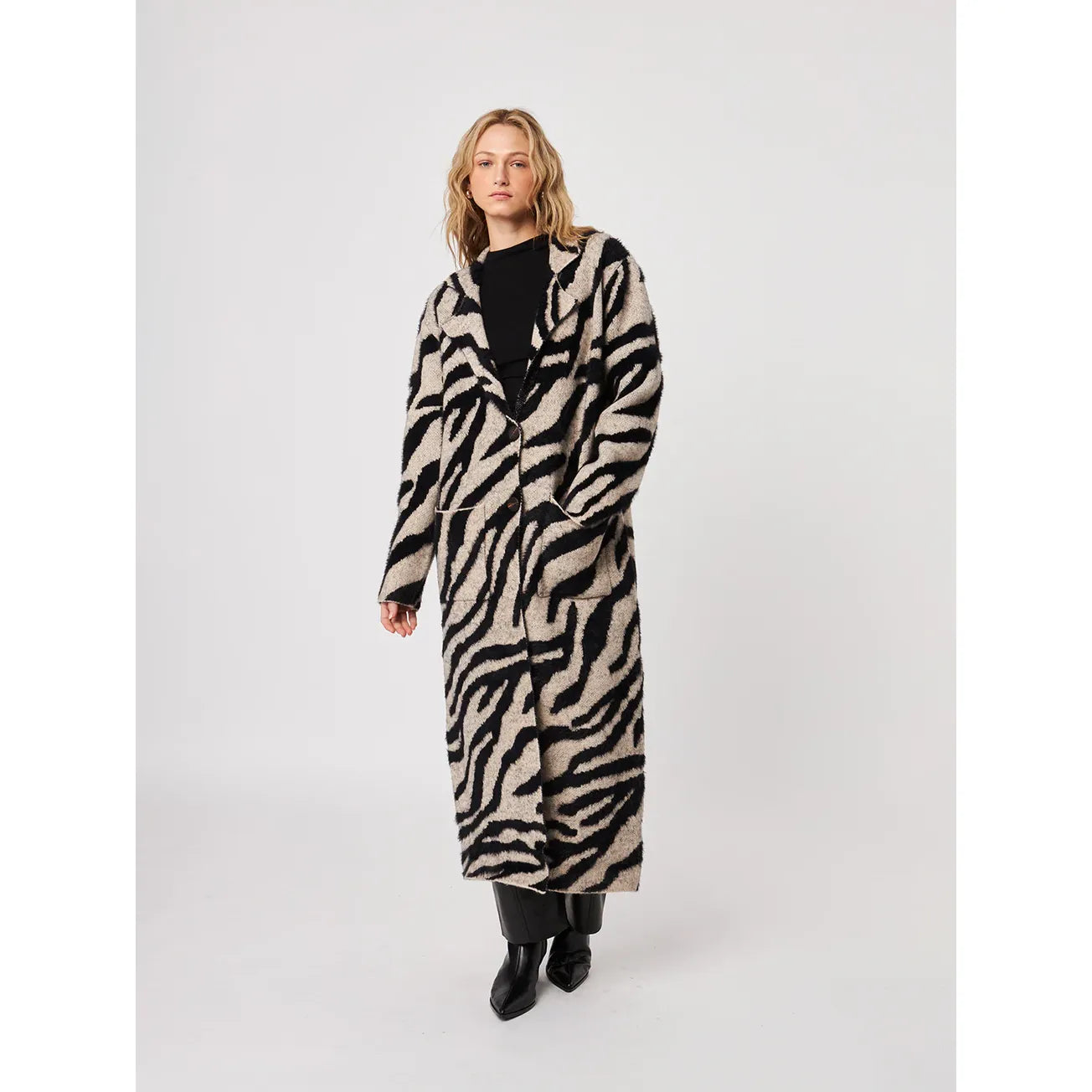 Rashad Long Cardigan – Shadow Zebra