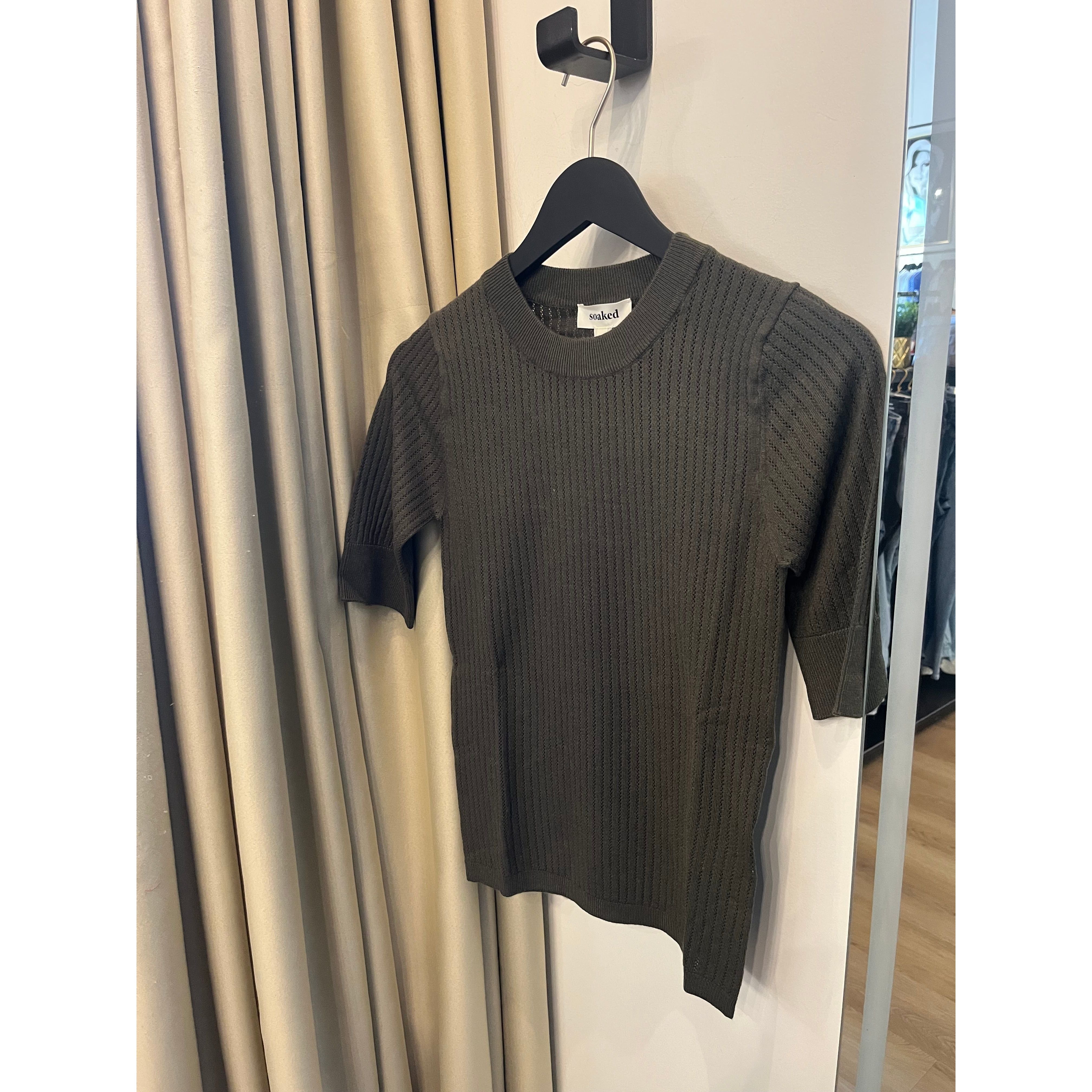 Spina Tee