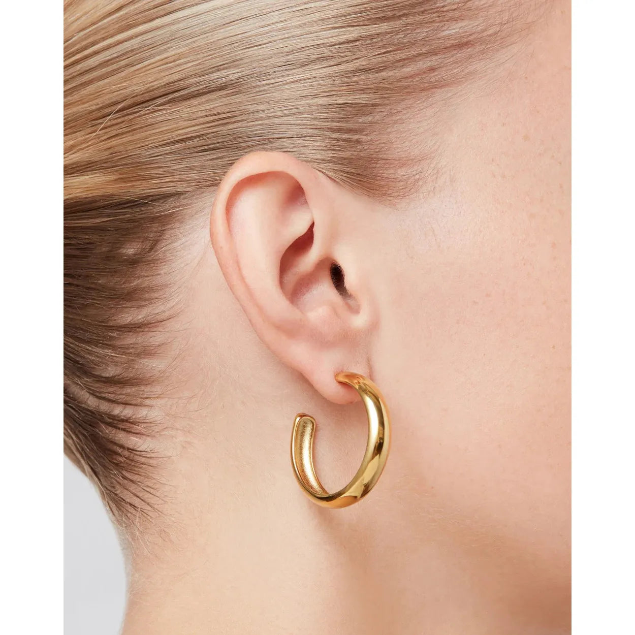 Jenny Bird Staple Hoops | Large