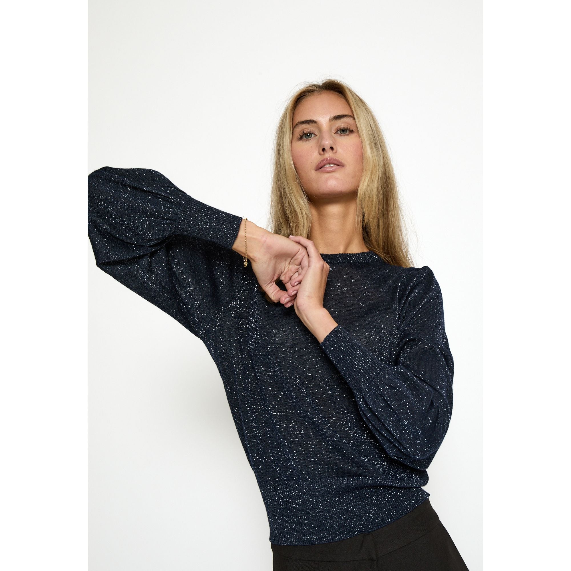 Liva Long Sleeve Pullover