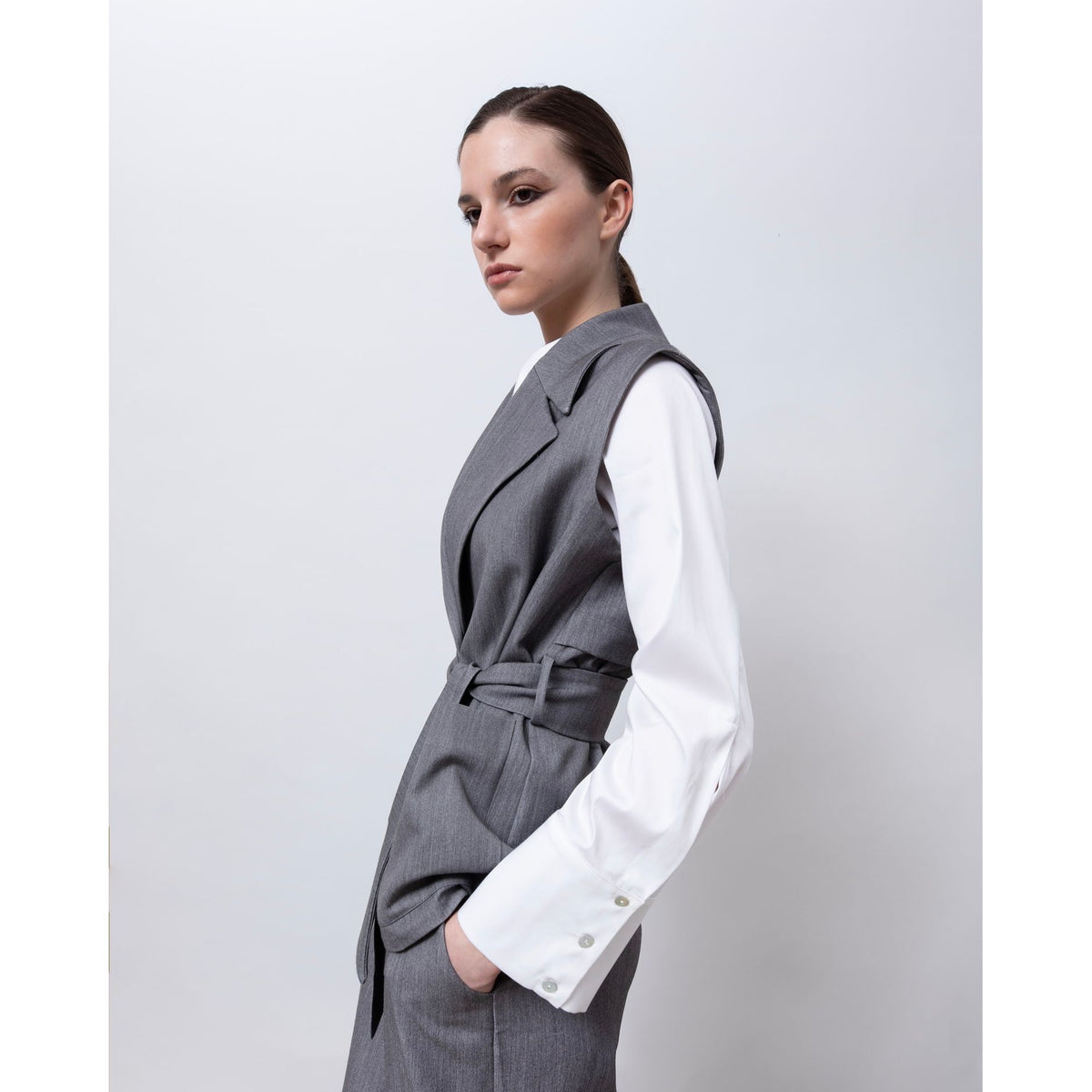 Arhas Sleeveless Blazer