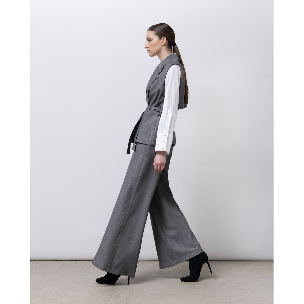 Arhas Sleeveless Blazer
