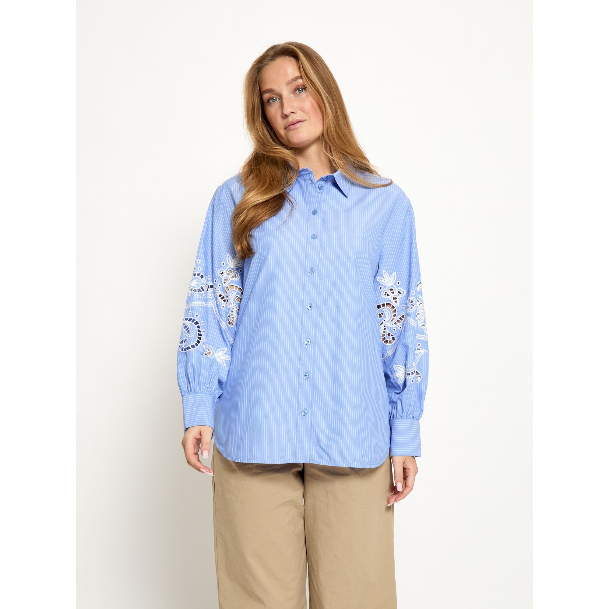 Netty Shirt