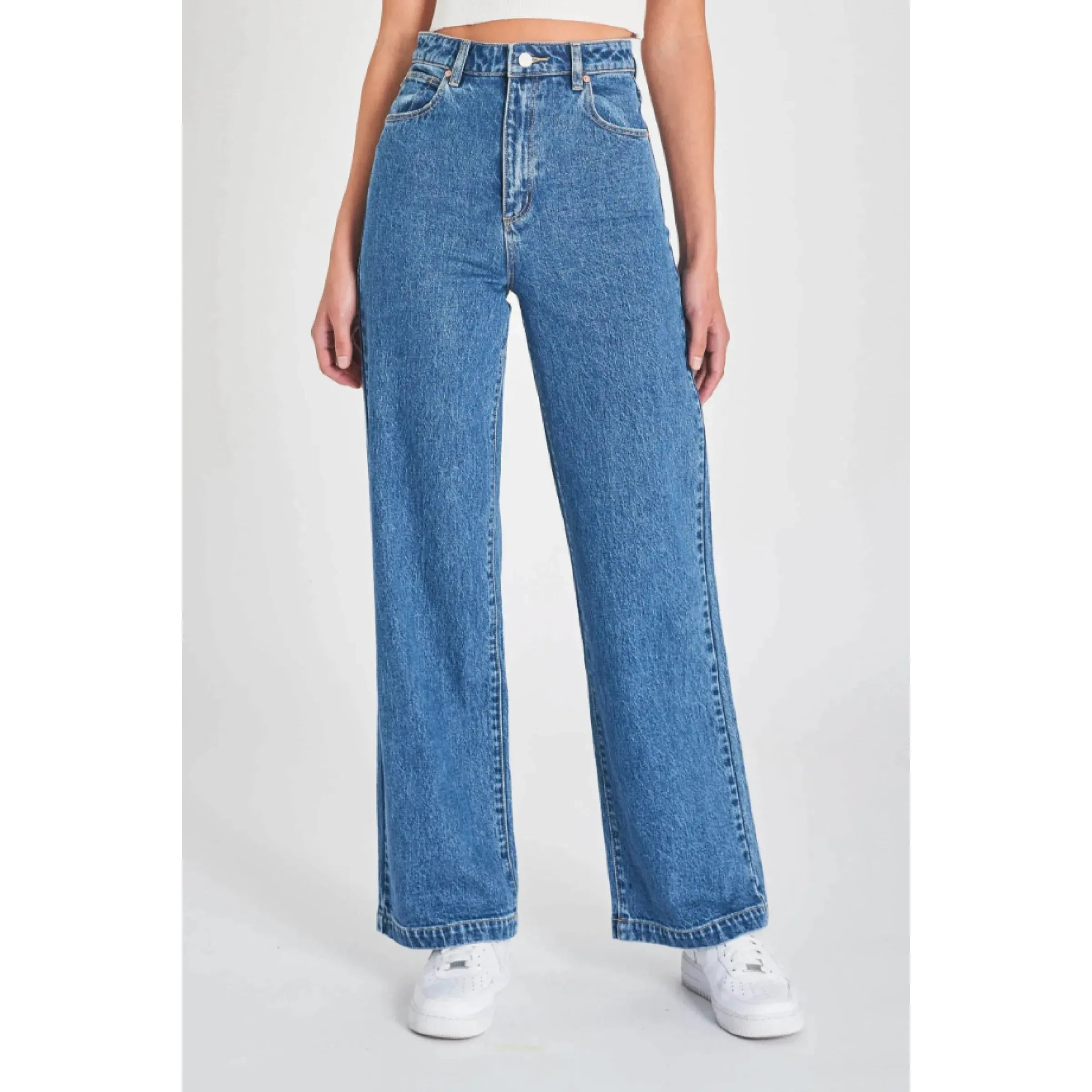 94 High & Wide Jeans