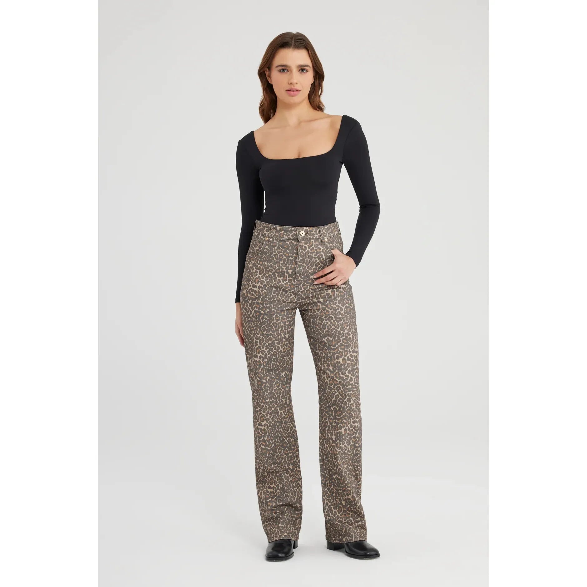 Sara Leopard Print Jean