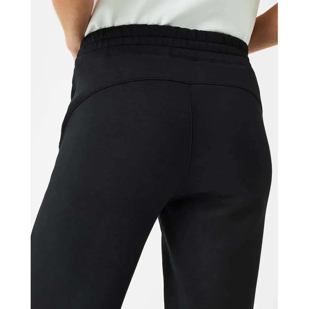 SPANX® AirEssentials Tapered Pant