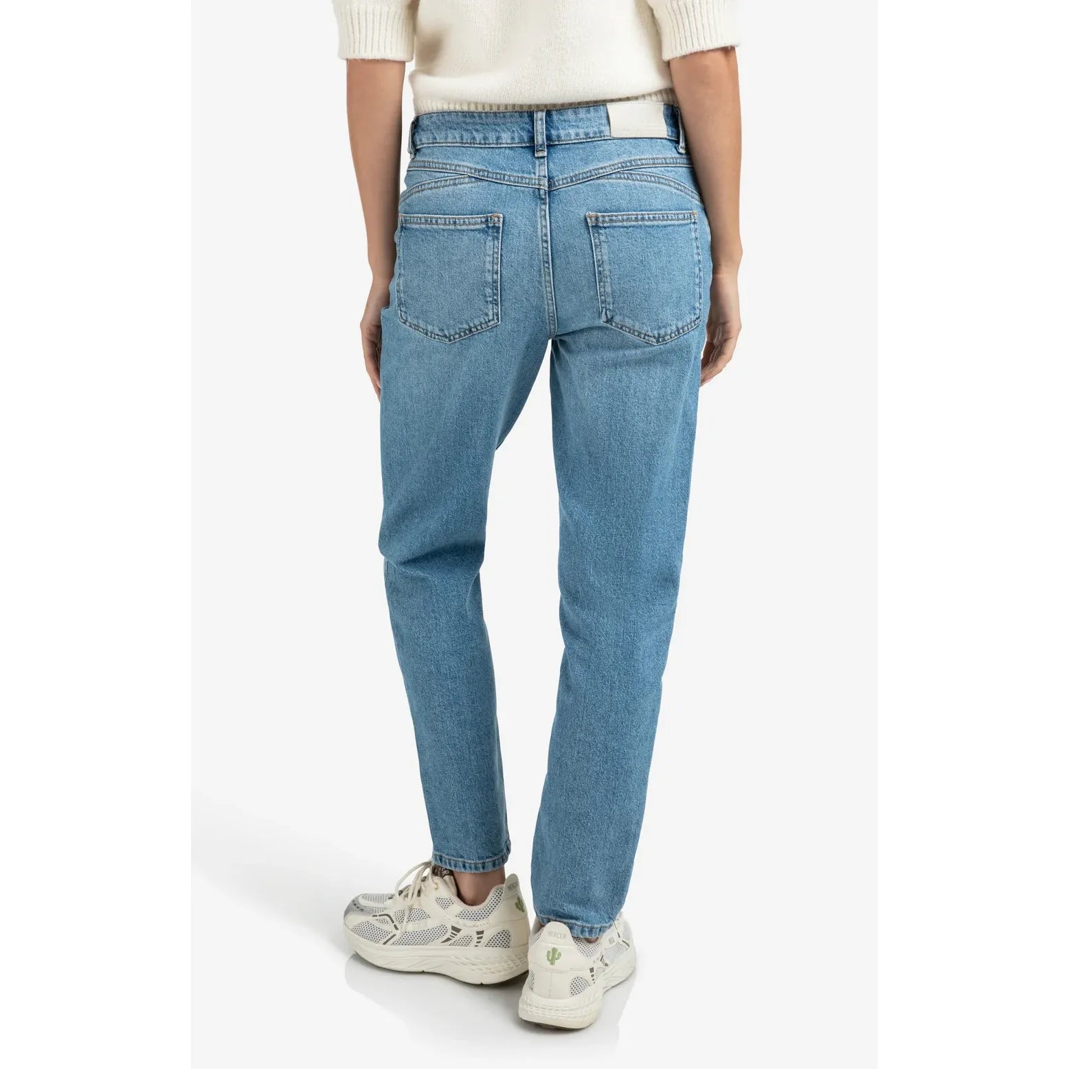 Mid-Waist Boyfriend Denim
