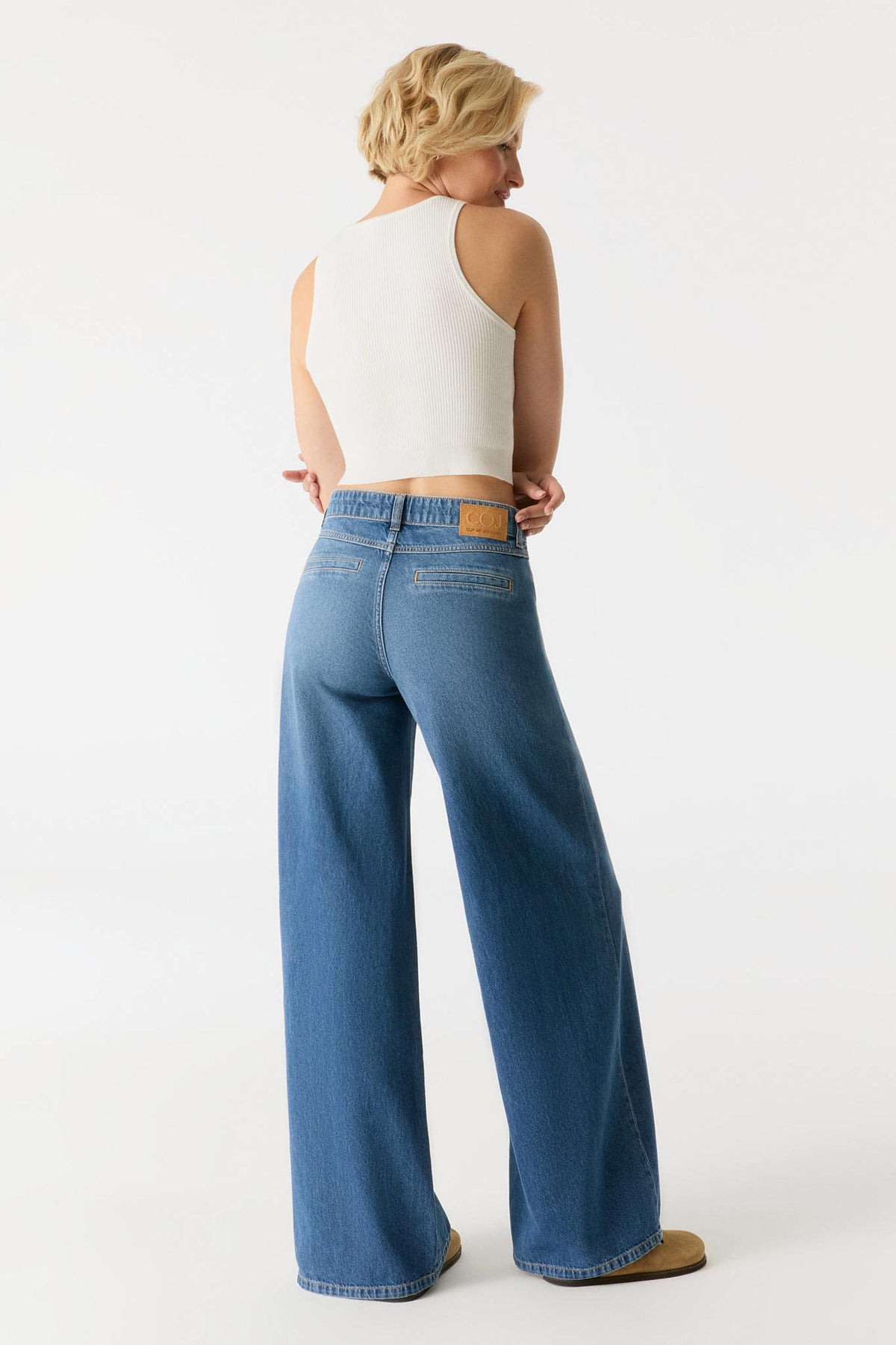 Hazel Wide Leg Jeans | 32" Inseam