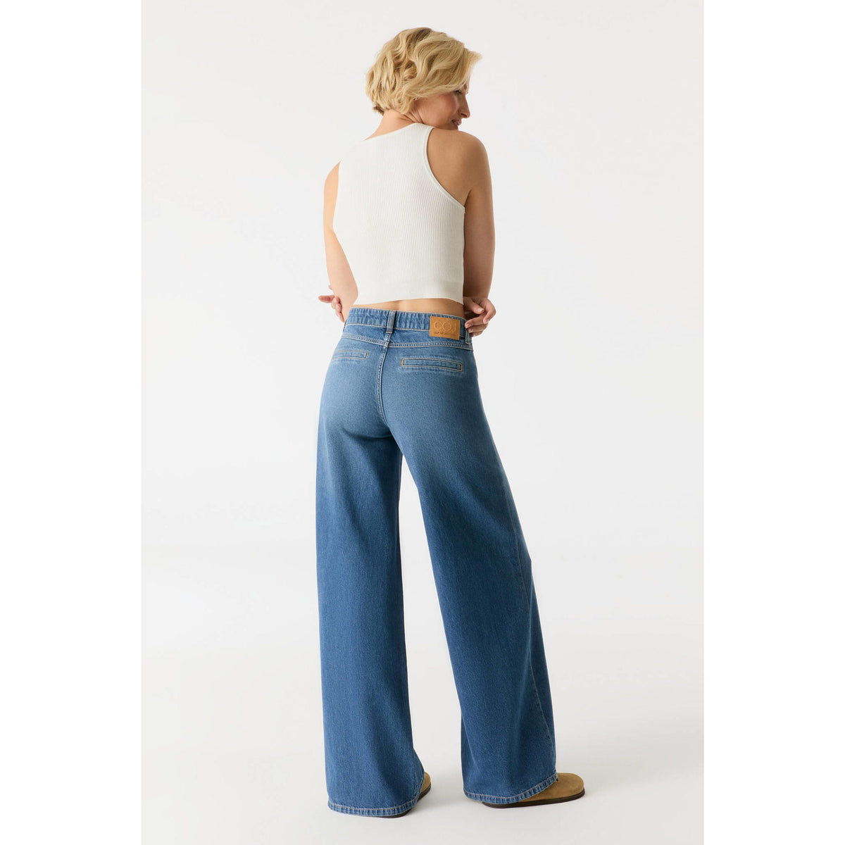 Hazel Wide Leg Jeans | 32" Inseam