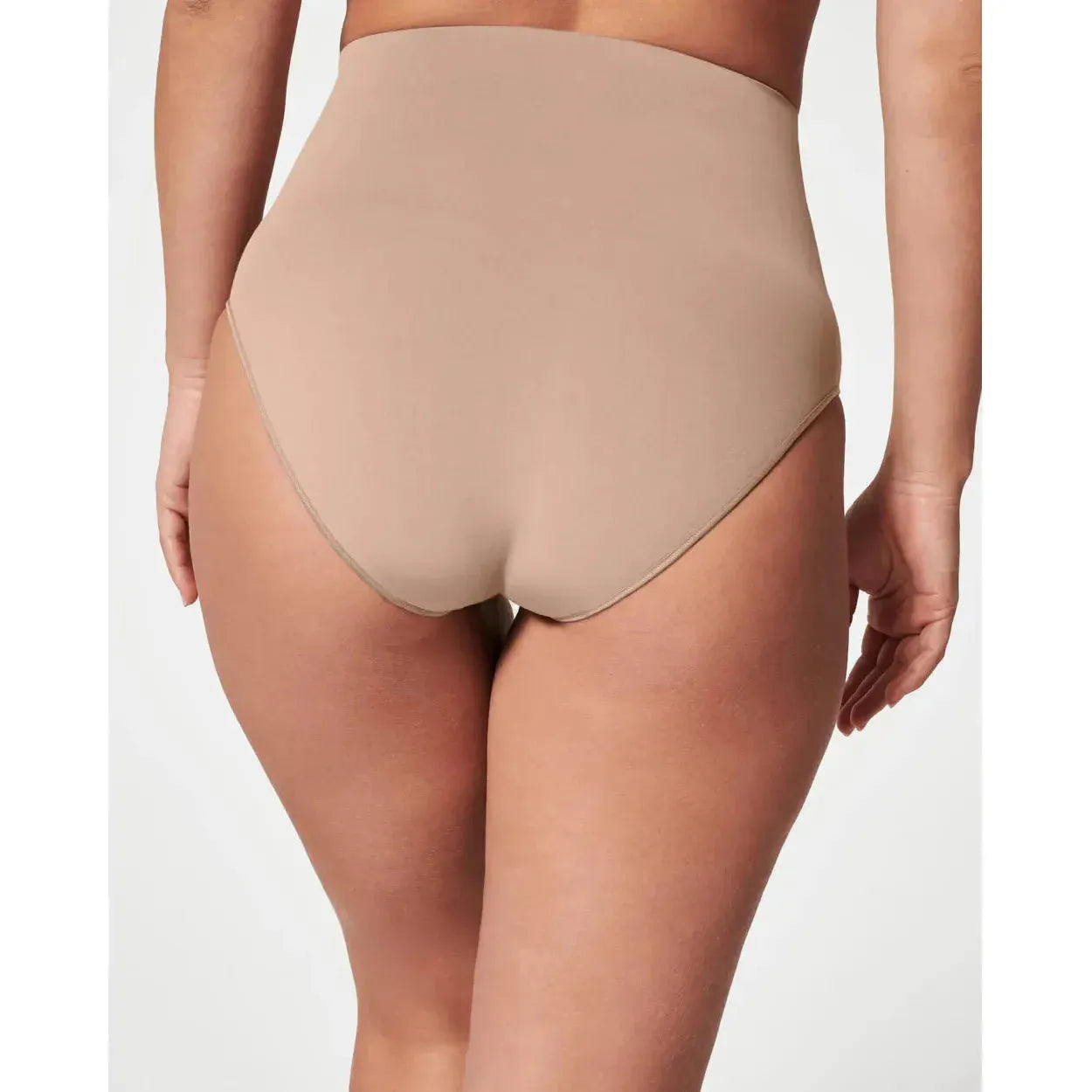 Everyday Seamless Shaping Brief