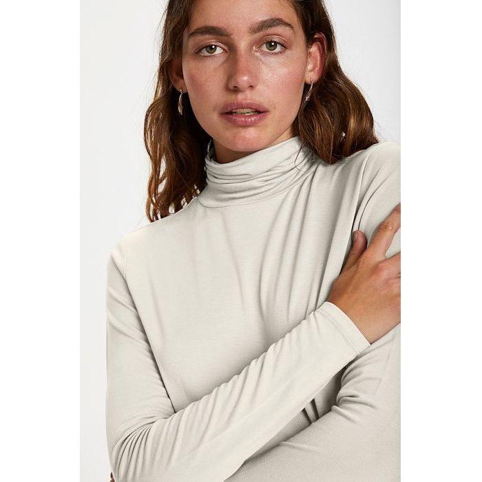 Hanadi Long Sleeve Rollneck