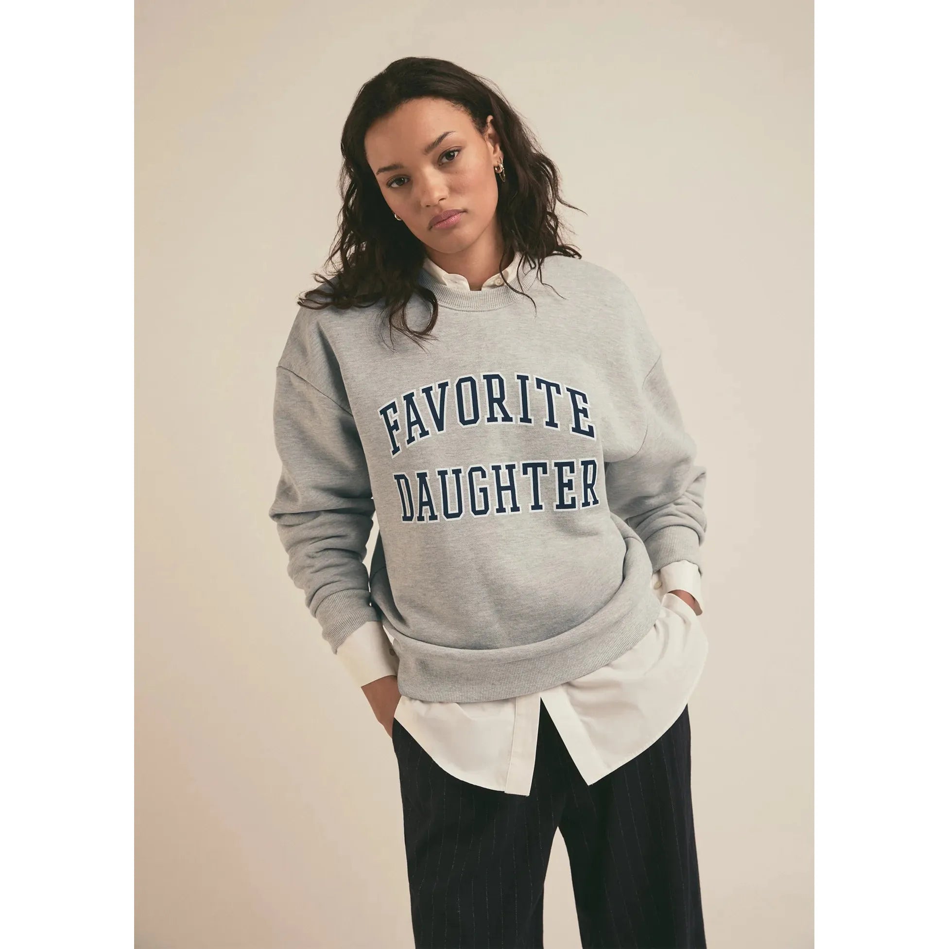 THE COLLEGIATE SWEATSHIRT