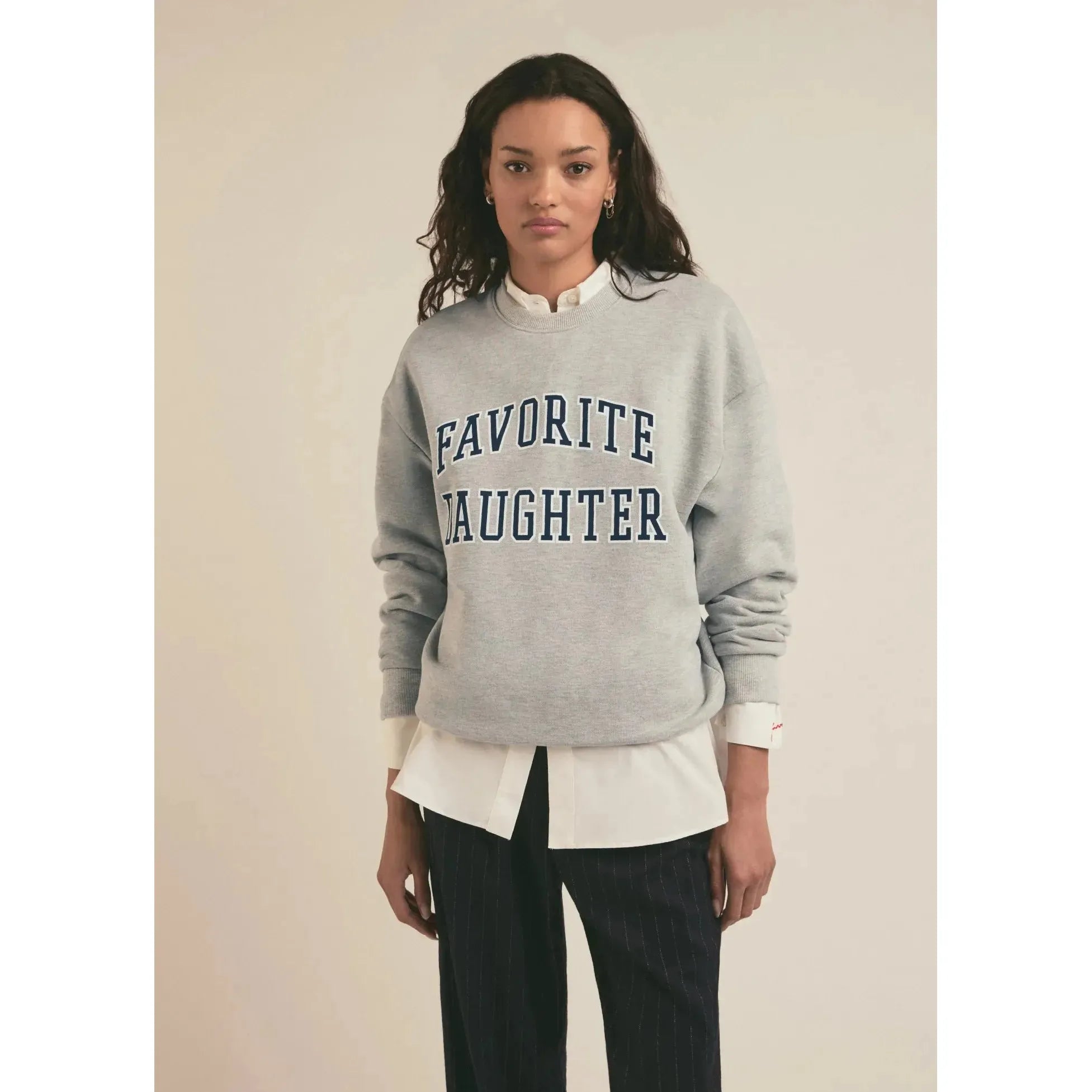 THE COLLEGIATE SWEATSHIRT