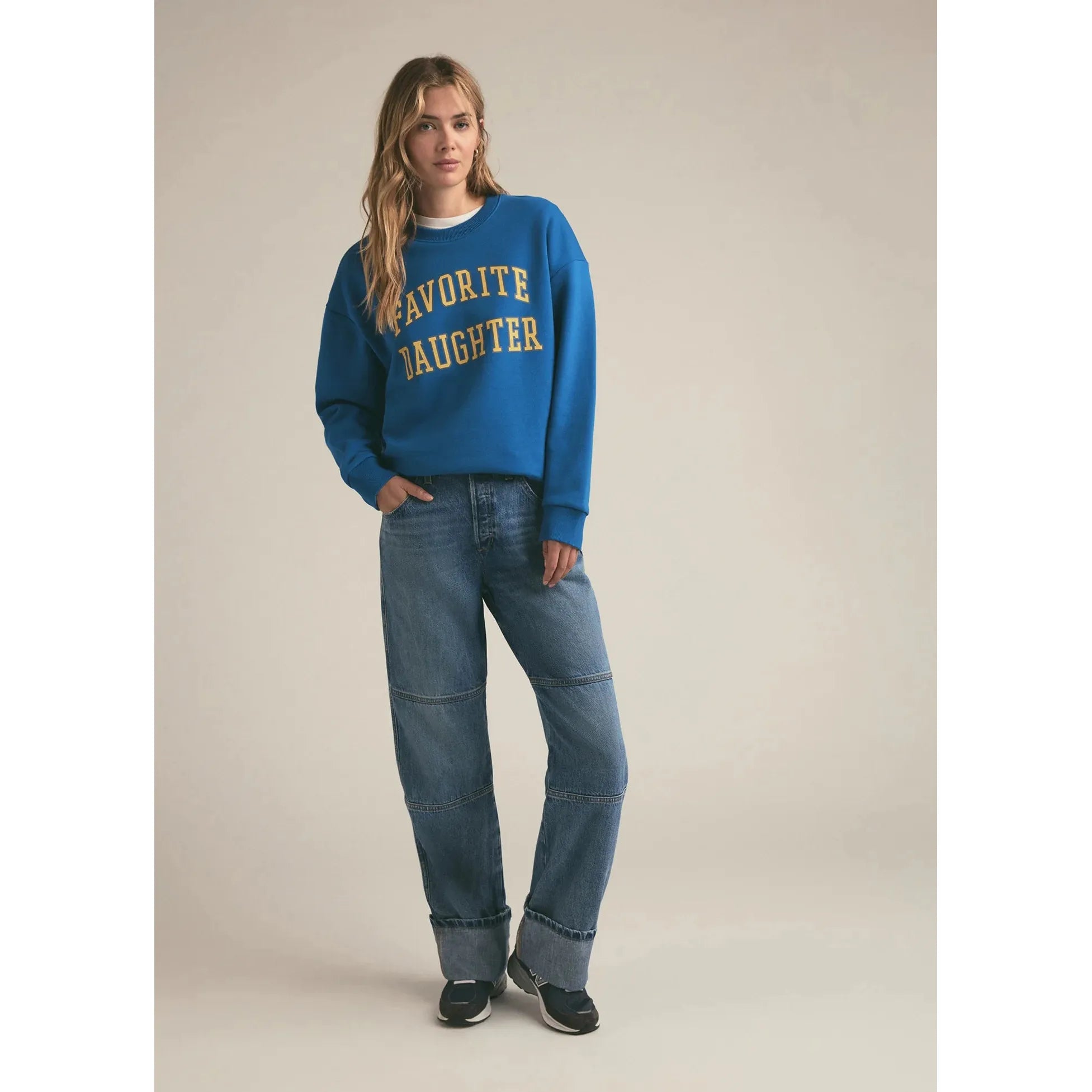 THE COLLEGIATE SWEATSHIRT