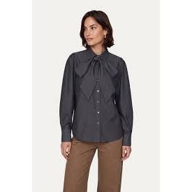 Lissa Blouse