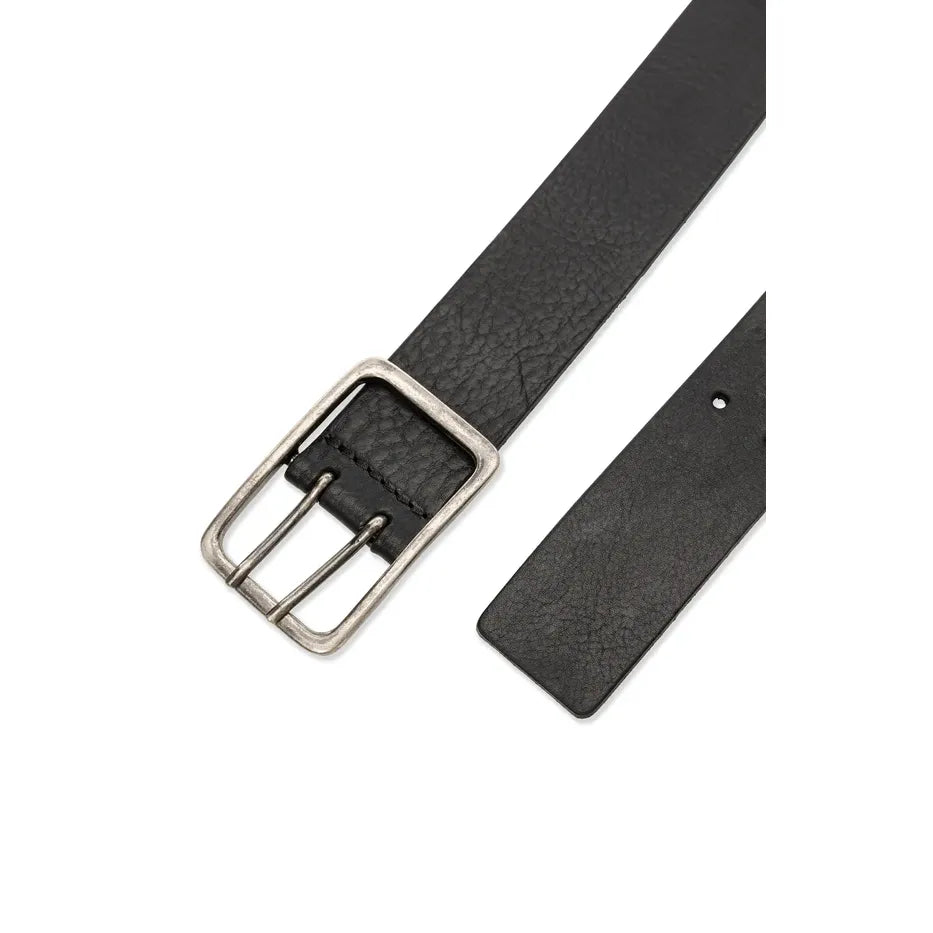 Double-Prong Buckle Belt