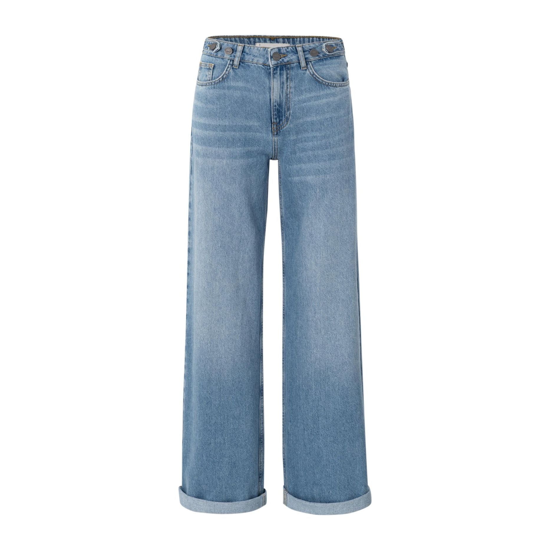 Loose fit jeans with wide legs and turned-up hems