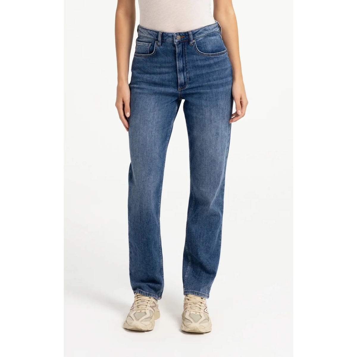Straight Leg Jeans | 32" Inseam