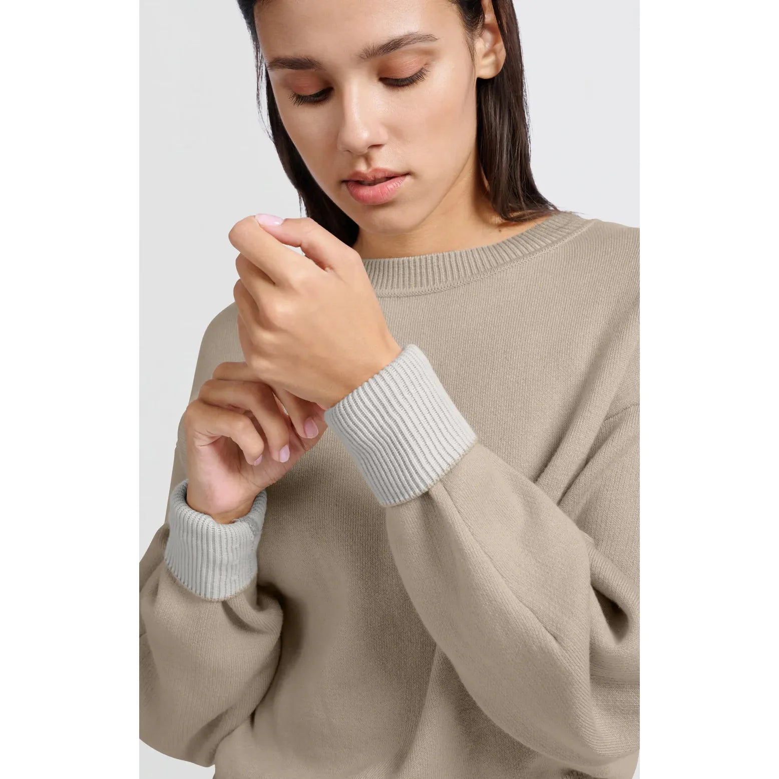 Contrast Hem Relaxed-Fit Sweater